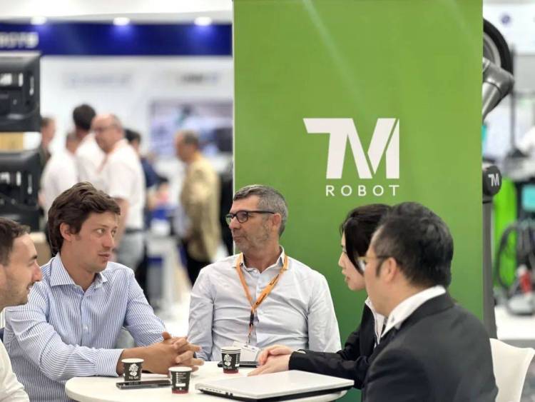 十年深耕!达明机器人德国Automatica 2025 全景展示三大AI协作应用,引领智造未来。