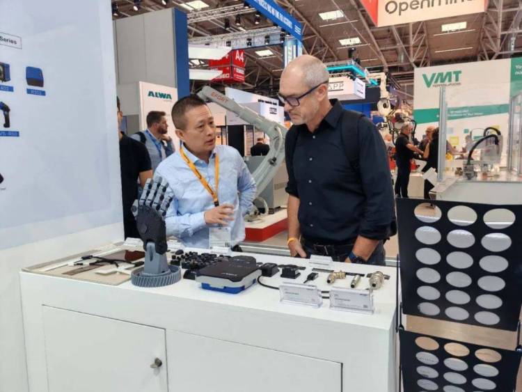 展会回顾 | HIT华威科&广东思谷Automatica 2025德国慕尼黑国际机器人及自动化展完美收官