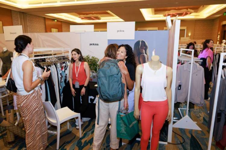 美国加利福尼亚服装表演展 The Collective Shows 探索时尚前沿