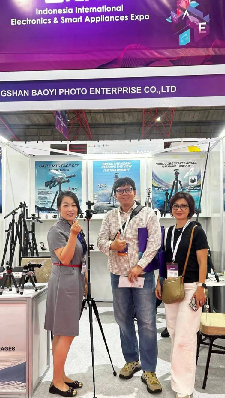 燃爆首日!佳鑫悦出征2025年印尼IEAE电子展,新品矩阵,福利盛宴惠及各类摄影咖