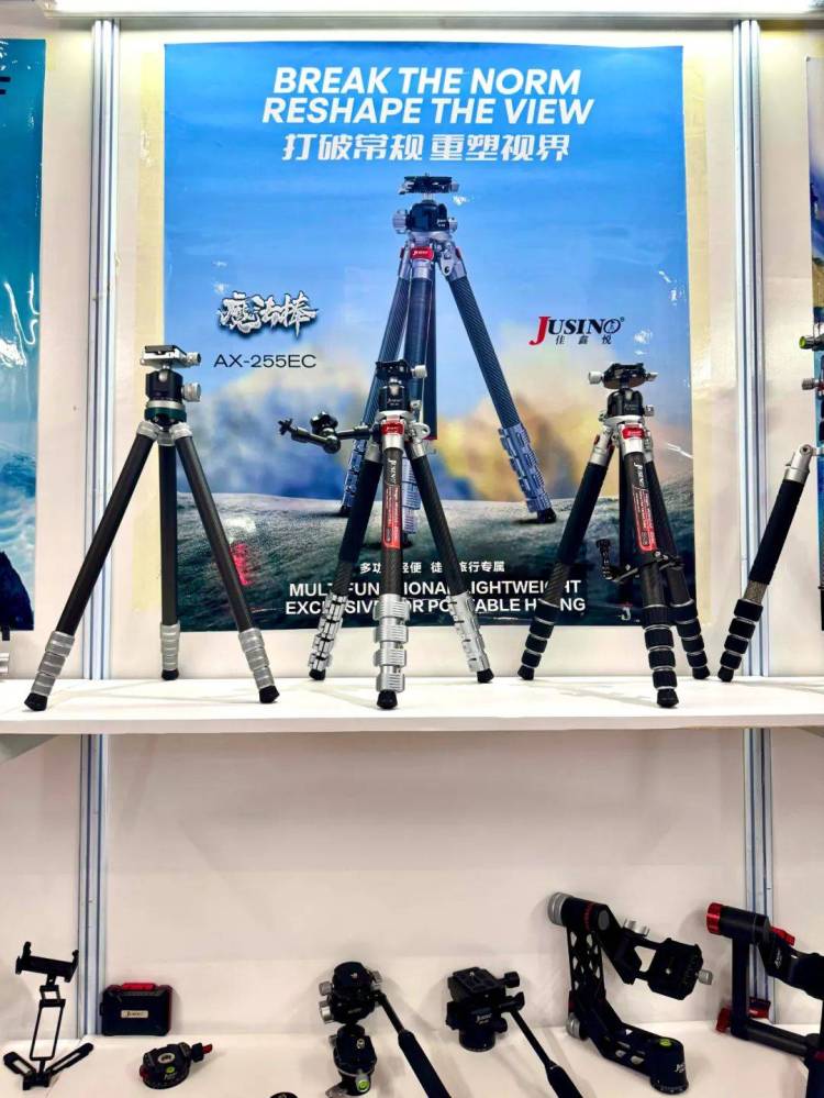 燃爆首日!佳鑫悦出征2025年印尼IEAE电子展,新品矩阵,福利盛宴惠及各类摄影咖