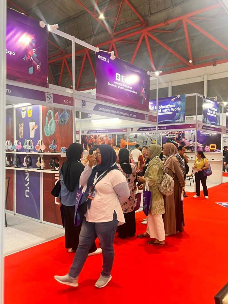 深圳市极光创新科技 | 2025年第七届IEAE印尼电子展圆满成功!