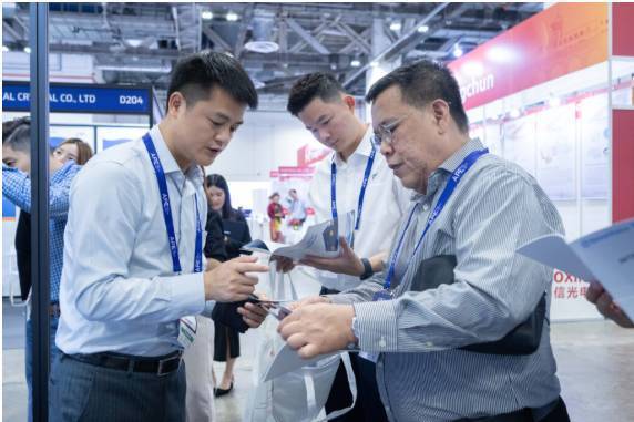 新加坡新加坡城国际亚洲光电博览会 APE 2025推动产业合作迈向新高峰