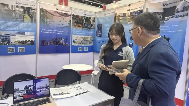 寻迹智行亮相2025泰国物流展,以智能机器人解决方案赋能亚太柔性供应链