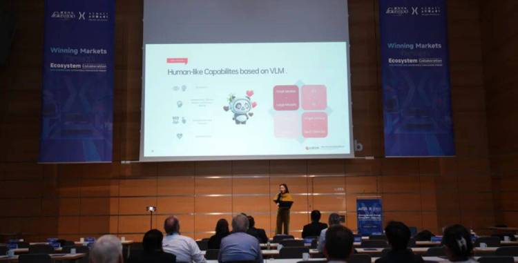 佑驾创新携座舱大模型BamBam亮相2025年慕尼黑车展,出海进程加速