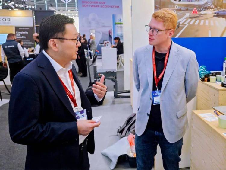 首秀德国顶级盛会!SISPARK携“AI +交通”军团闪耀2025年国际汽车及智慧出行博览会