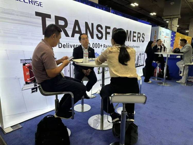 展会直击|伊戈尔亮相2025美国RE+新能源展 Eaglerise at RE+ 2025