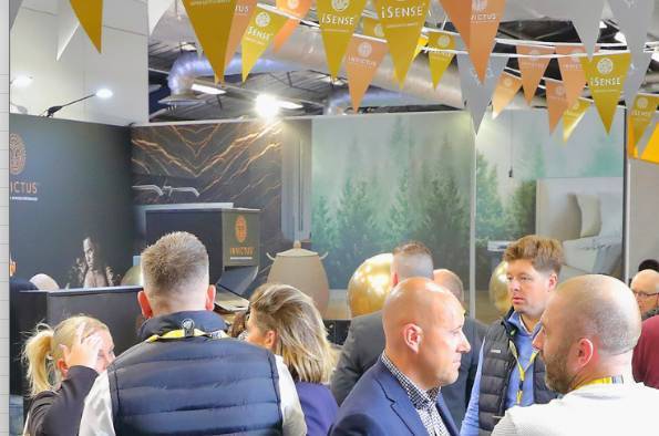 2025年英国哈罗盖特国际地面材料展览会:PMP的天然石材地毯系统