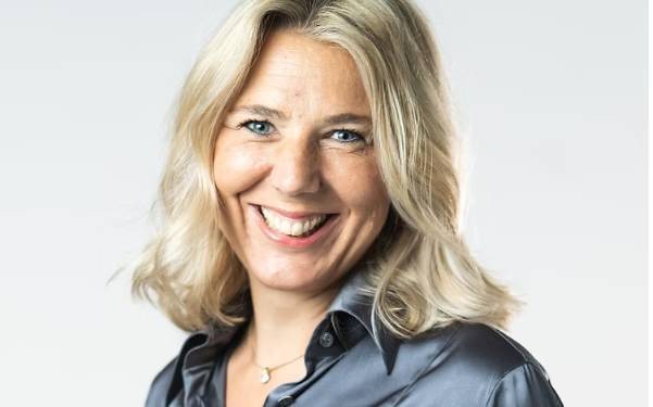 2025年沙特阿拉伯利雅得国际新能源车展览会:Yvonne Winter和 FlyNow助力实现出行愿景