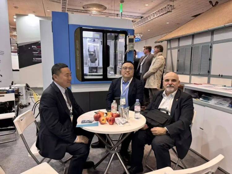 展会现场丨海宝精机EMO 参加2025年欧洲汉诺威国际机床展览会