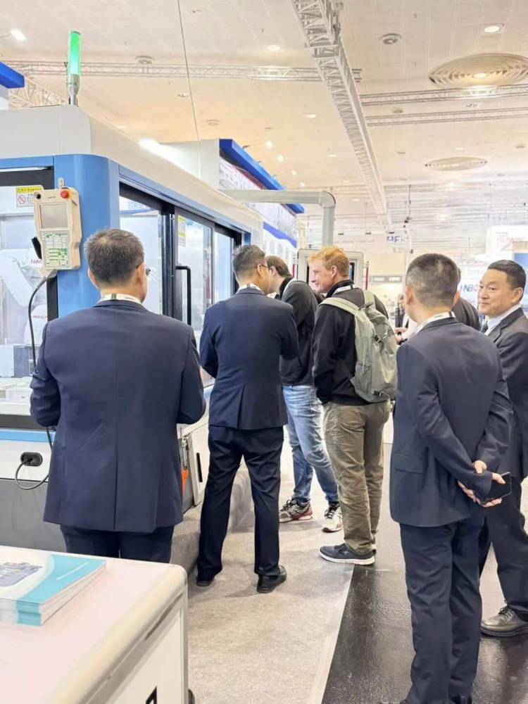 展会现场丨海宝精机EMO 参加2025年欧洲汉诺威国际机床展览会