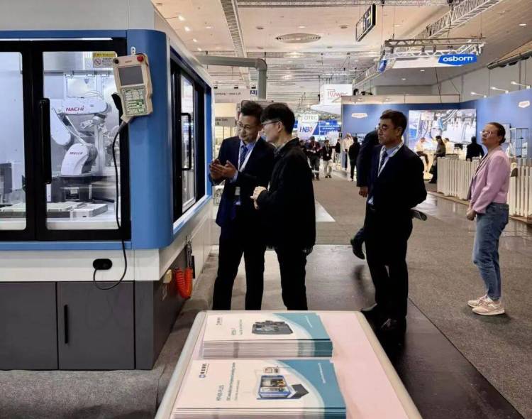展会现场丨海宝精机EMO 参加2025年欧洲汉诺威国际机床展览会