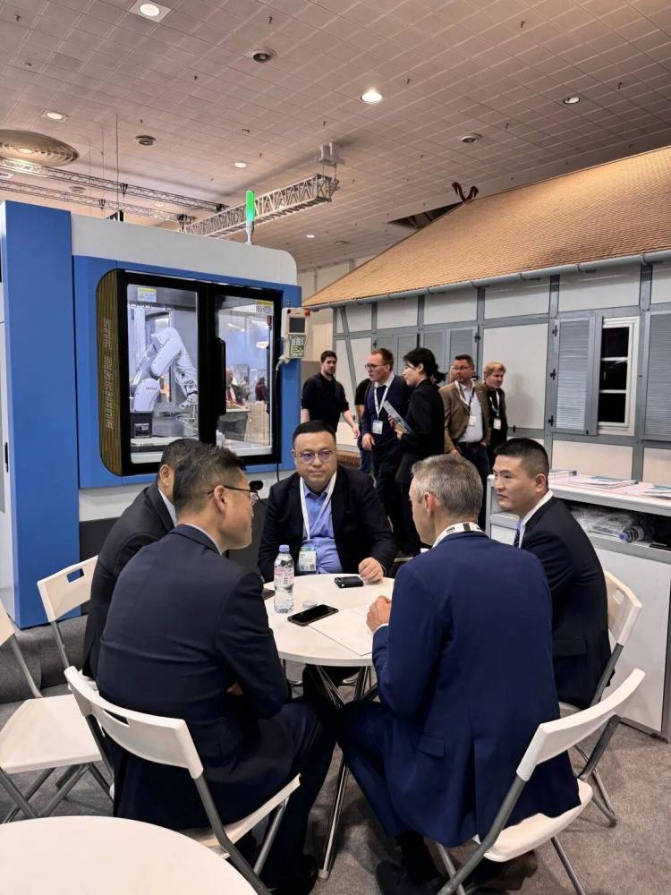 展会现场丨海宝精机EMO 参加2025年欧洲汉诺威国际机床展览会