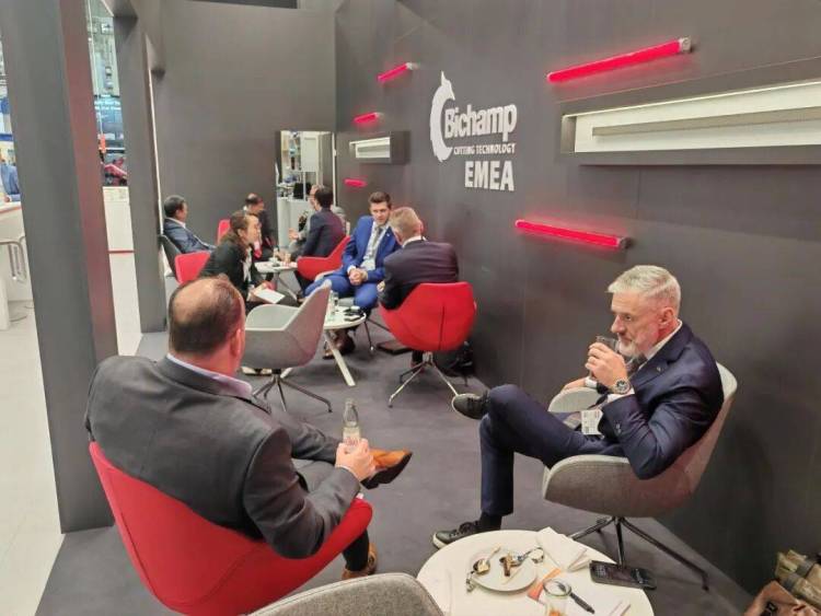 德国汉诺威国际欧洲机床展EMO 2025 | 泰嘉股份Bichamp EMEA团队首秀引瞩目!