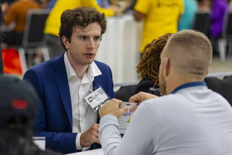 美国拉斯维加斯小企业展:从基础到扩展指南