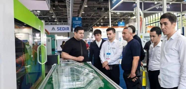 伊之密亮相2025年乌兹别克斯坦国际塑料工业展