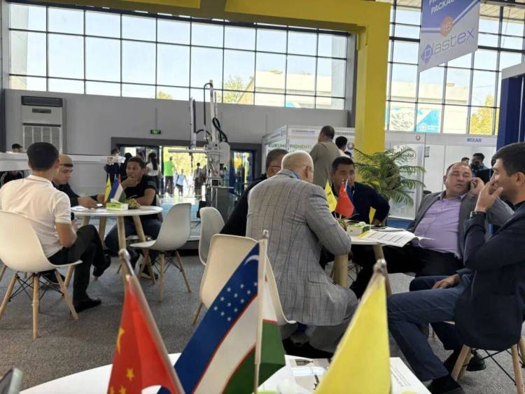 聚焦中亚!博创闪耀2025年乌兹别克斯坦橡塑展Plastex