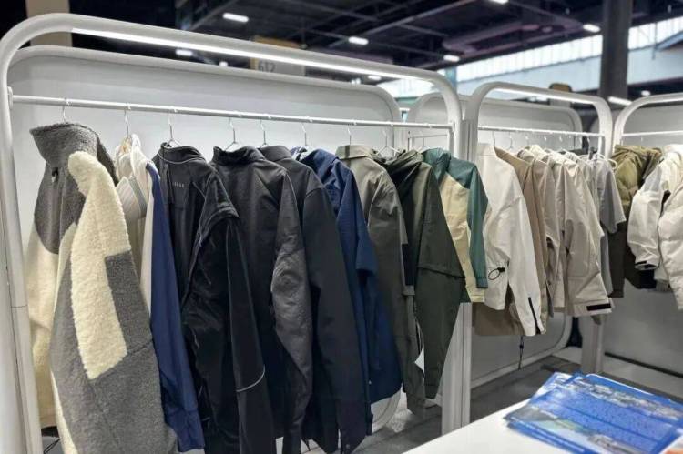 中国设计即将亮相2025年巴黎Texworld Paris,“Fabrics China中国流行面料”奔赴时尚之约