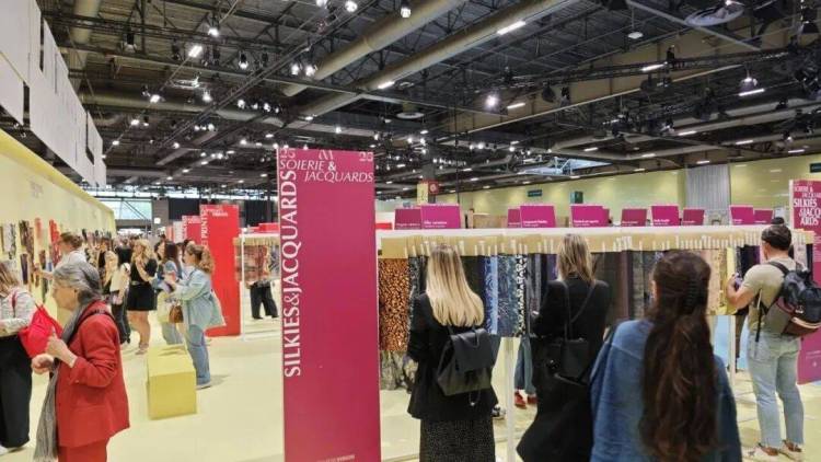 中国设计即将亮相2025年巴黎Texworld Paris,“Fabrics China中国流行面料”奔赴时尚之约