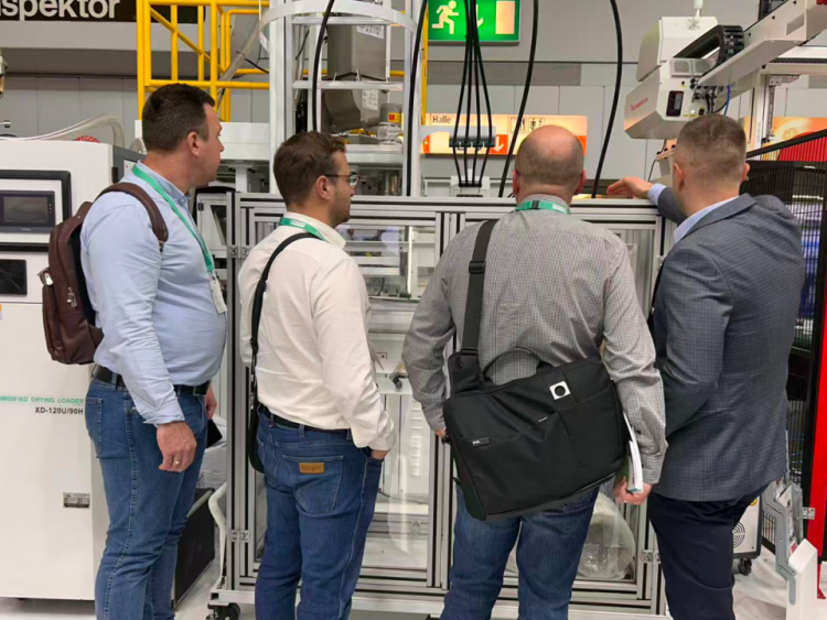 展会直击 | 伯乐智能闪耀K 2025国际橡塑展,以创新科技共绘绿色智造蓝图