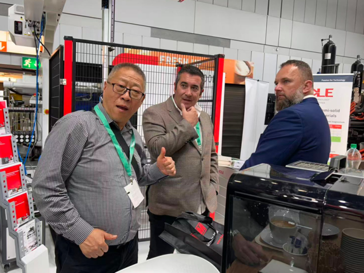 展会直击 | 伯乐智能闪耀K 2025国际橡塑展,以创新科技共绘绿色智造蓝图