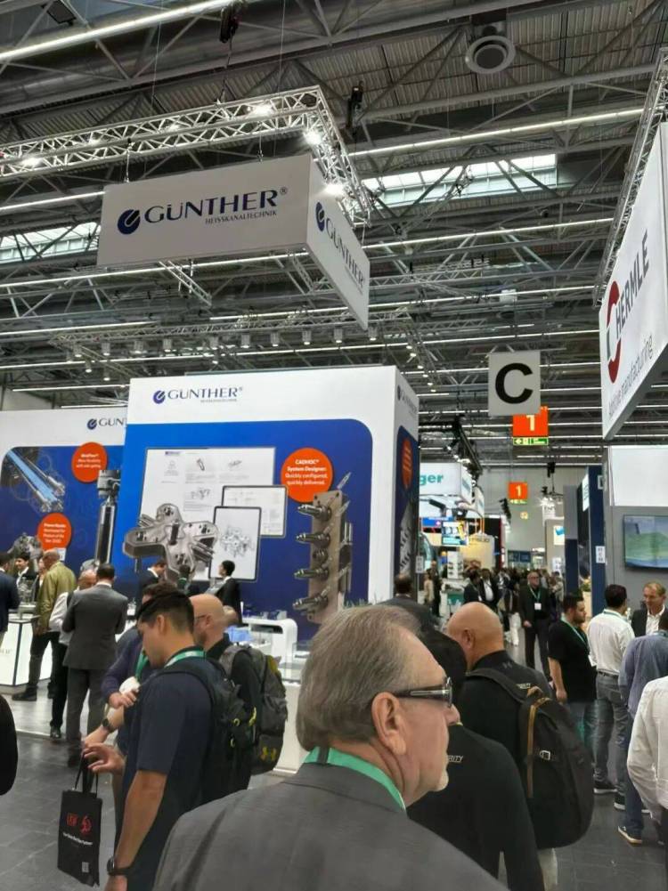 让我们相聚十月,无锡嘉弘塑料科技相约2025年杜塞尔多夫,共同开创塑料橡胶行业的美好未来!