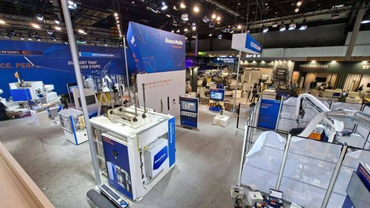 直击2025德国K展!克劳斯玛菲全系硬核科技揭秘,云享展台亮点