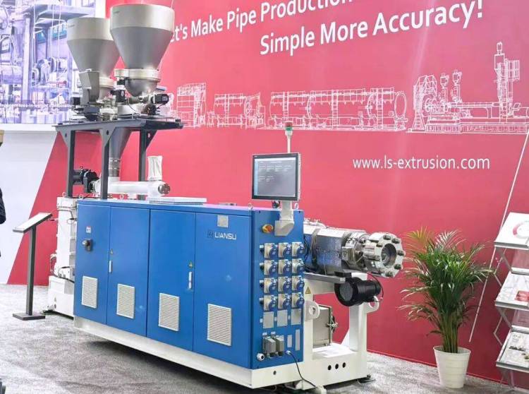 德国杜塞尔多夫国际塑料及橡胶博览会K 2025 | 联塑机器柔性高效制造,引领技术革新