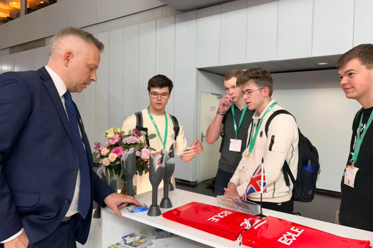 展会直击 | 伯乐智能闪耀K 2025国际橡塑展,以创新科技共绘绿色智造蓝图