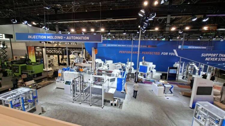 直击2025德国K展!克劳斯玛菲全系硬核科技揭秘,云享展台亮点