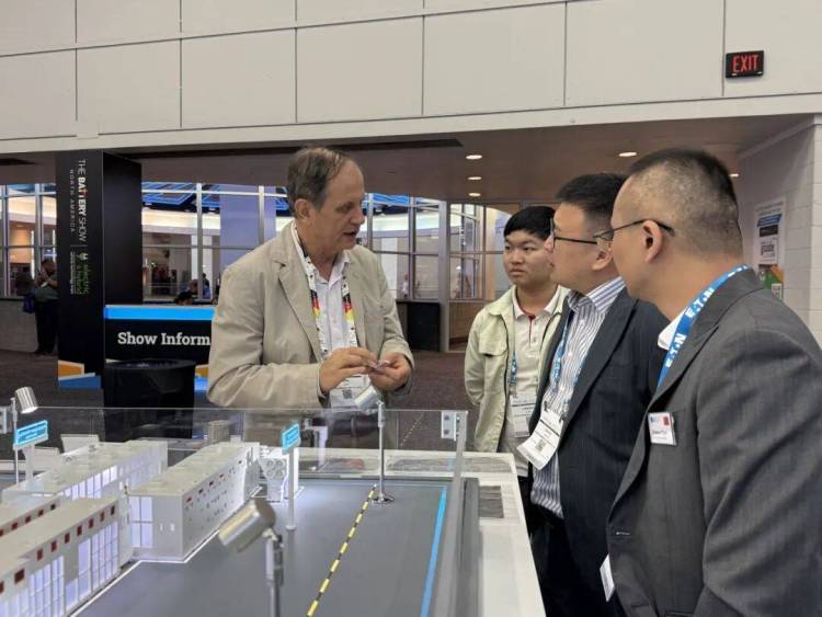 跨越太平洋的智造之光——联赢激光闪耀2025年北美电池展,驱动绿色能源新未来