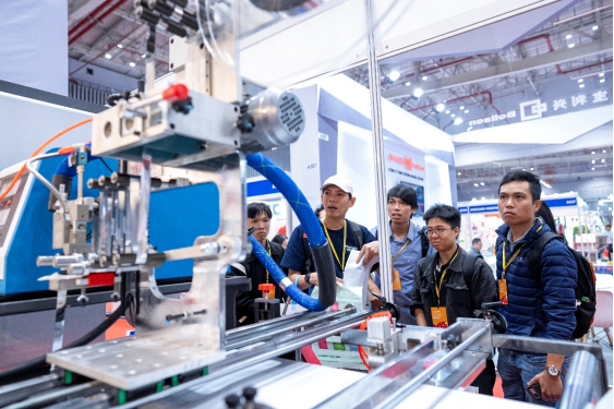 中越塑料!越南2025塑料与橡胶行业展览将在胡志明市举办VietnamPlas