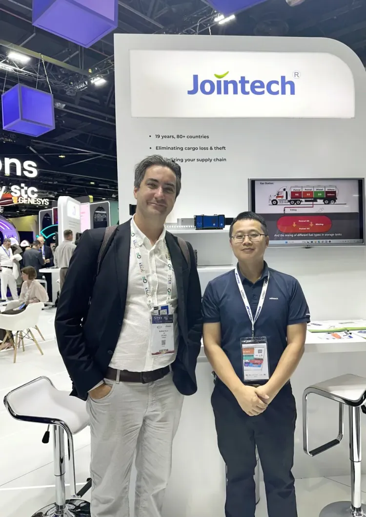GITEX GLOBAL 2025 | 久通物联与全球技术精英共襄科技盛宴