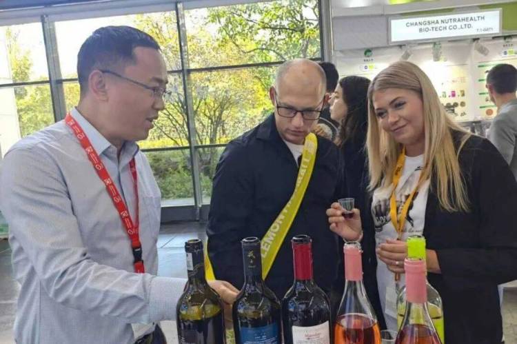 戎子酒庄闪耀2025年德国 ANUGA 国际食品及饮料展,7 款佳酿香飘莱茵河畔