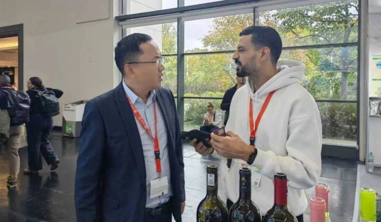 戎子酒庄闪耀2025年德国 ANUGA 国际食品及饮料展,7 款佳酿香飘莱茵河畔