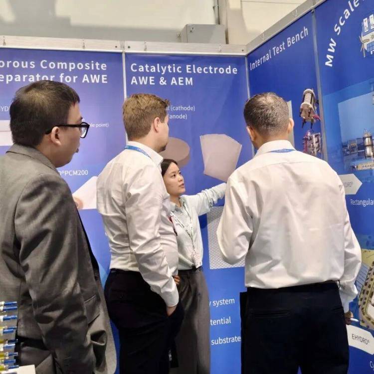 中科氢易首秀2025德国汉堡氢能及燃料电池展