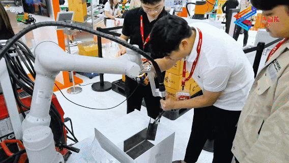 展会直击丨遨博智能与您相约2025年泰国曼谷机床及金属加工展,前沿加工,远眺未来!