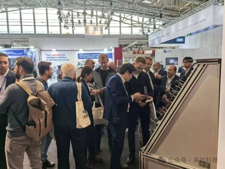 易加科技携“易视电子组装板”亮相2025年德国慕尼黑电子生成设备展