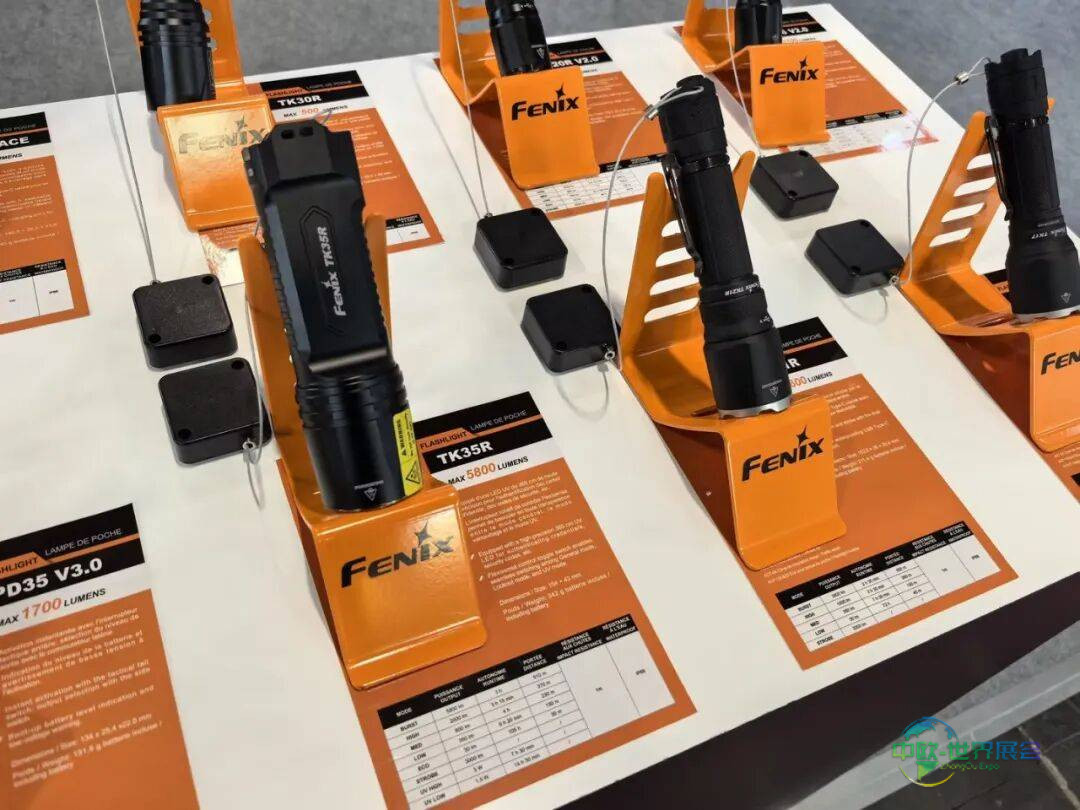 Fenix重磅登陆Milipol Paris 2025法国巴黎国际军警展 ,以创新照明定义战术新标杆