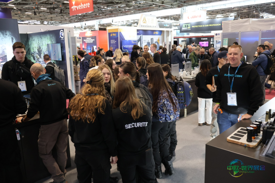 OLIGHT傲雷照明以中国「智」造照亮法国巴黎国防及军警装备展览会(Milipol Paris 2025)舞台!