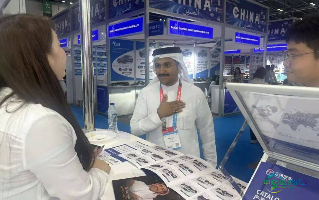 元通隆通参加2025年迪拜车展硕果累累,2026我们再会!