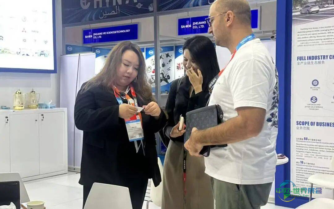 元通隆通参加2025年迪拜车展硕果累累,2026我们再会!