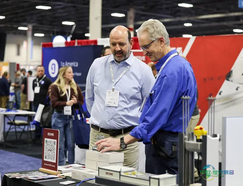 2025年德国科隆国际专业赛车世界博览会:Cosworth推出GT方向盘