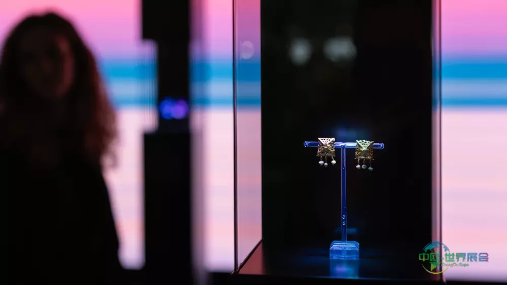 永恒璀璨:钻石的传承与象征