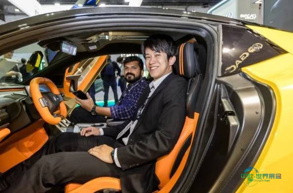 2026年阿拉伯联合酋长国沙迦国际轮胎及汽车零部件展览会:高性能发动机油助力