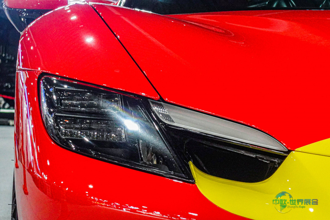 泰国曼谷国际摩托车展览会:FERRARI 296 GTB