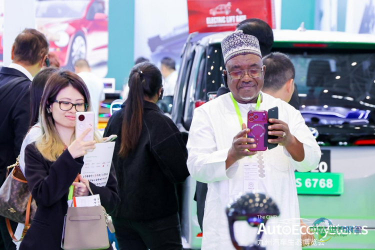 全球汽车生态盛会深圳开幕 九州汽车生态博览会引领产业新风向