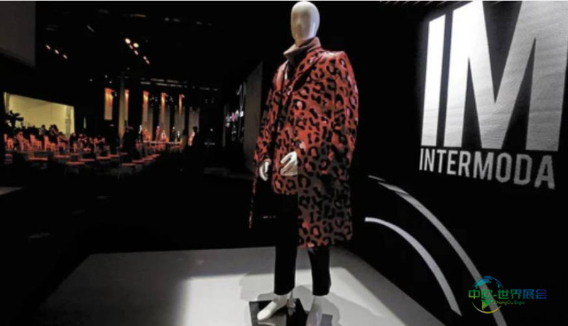 九岁设计师马克斯·亚历山大亮相2026墨西哥潮流时装展