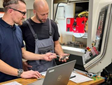 德国斯图加特国际研磨展览会:定制化磨削工艺助力医疗器械生产提效扩能