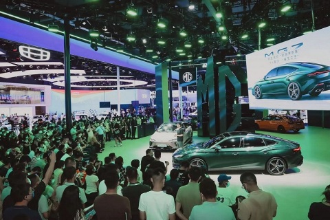 成都国际汽车展览会展会现场图片